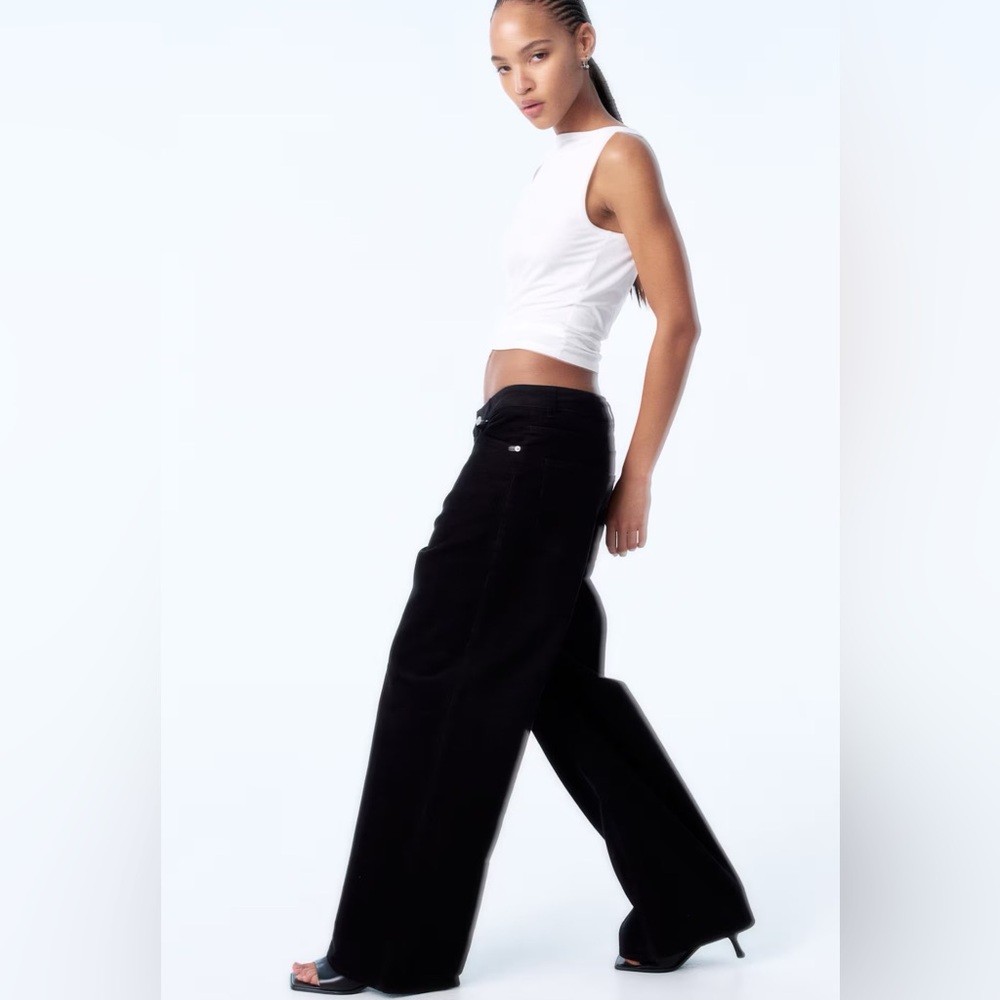 H&M Wide-Leg Corduroy Pants - Picture 2 of 5